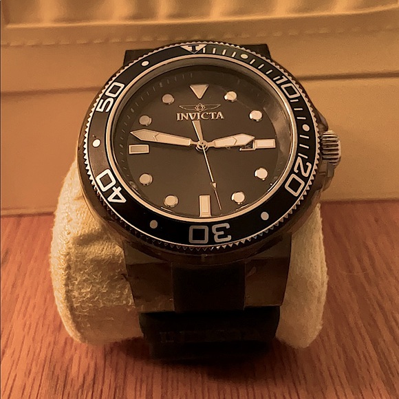 INVICTA Luxury Diving Watch (2) - *** NEW *** - Picture 14 of 15